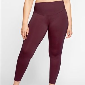 🆘 One moisture- Wicking tights size 3x